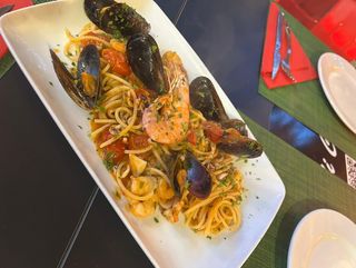 Spaghetti a lo scoglio