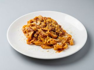 TAGLIATELLE  BOLOGNESE