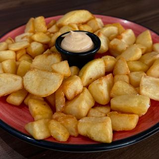 patatas bravas (ración)