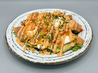 Ensalada De Salmón