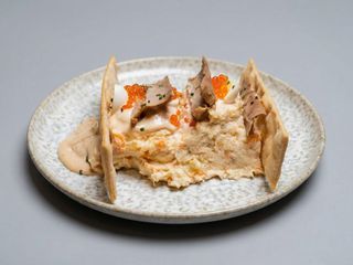 Ensaladilla De Ventresca Y Mayonesa De Huevos Rellenos