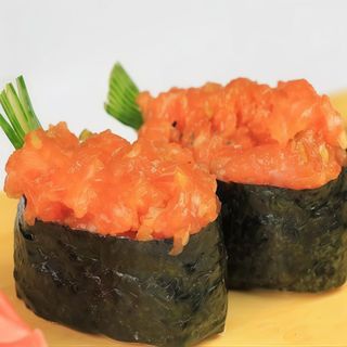 Gunkan De Salmón (2 Uds.)