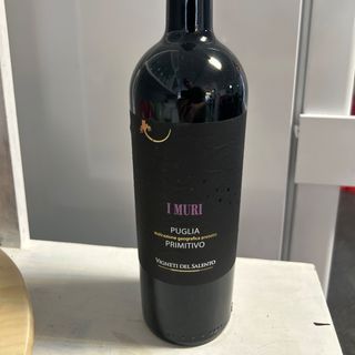 Vino tinto I Muri primitivo