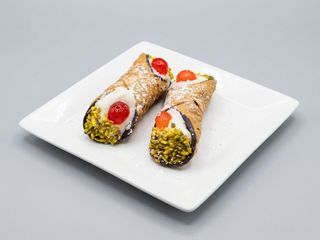 Cannolo siciliano alla ricotta 