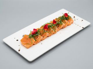 Sashimi de tataki maguro (9 uds.)