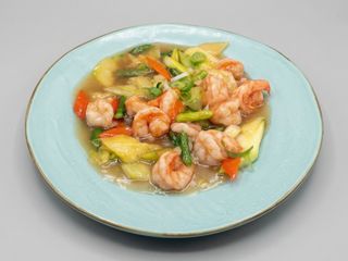 Gambas salteado con verduras