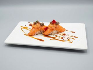 nigiri salmon matcha (2un)