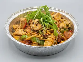 Wok De Pollo Y Gambas