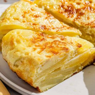 TORTILLA DE PATATAS CAMPERA