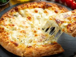 PIZZA 4 QUESOS