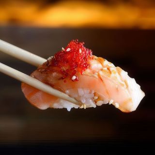 Aburi No Sake Nigiri (1 Pza.)