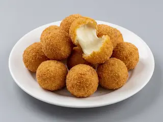 Mozzarella fritas caseras (8 uds.)