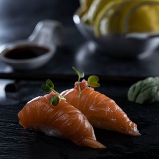 Nigiri Salmón