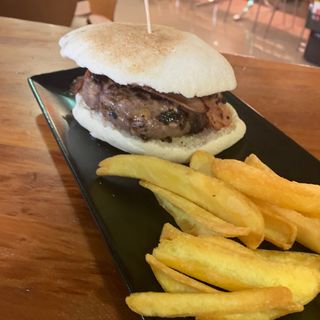 Hamburguesa De Queso De Cabra