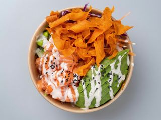 poke bowl de salmón