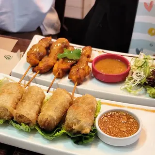 1. satay kai (3 uds)