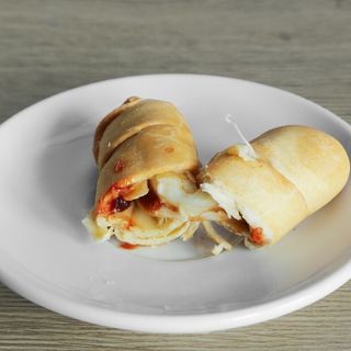 Tequeño con queso y bocadillo