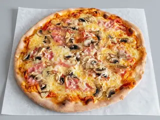 Pizza regina