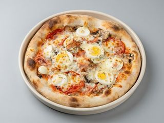 Pizza Bacon huevo duro (33 cm.)