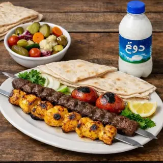Menu(Kebab Kobide100gr&Juje Kebab Con Pan&Torshi Makhlout &Doogh Traditional)