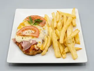 Milanesa De Carne A La Napolitana