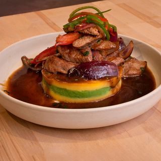 Causa con Lomo Saltado