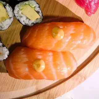 Atun Salmon (x2)