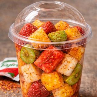 Macedonia XL con Tajín