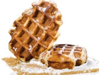 Gofres con azúcar glass