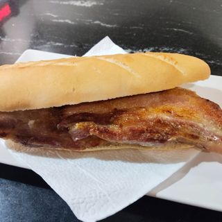 Bocadillo de panceta