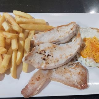 Plato combinado de pechuga
