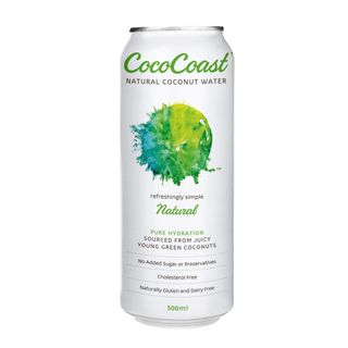 Agua natural de coco