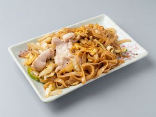 145Thai Noodle con pollo