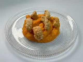 Ración De Patatas Revolconas