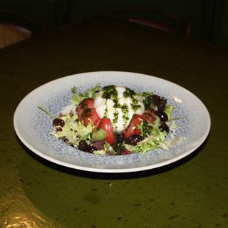 Ensalada De Tomate Y Burrata italiana Auténtica