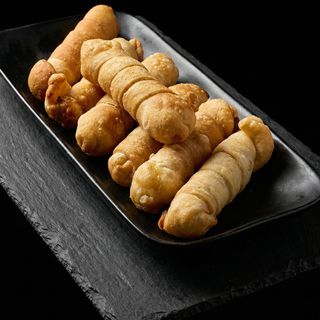 TEQUEÑOS RELLENOS DE QUESO