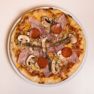 Pizza Caprichosa