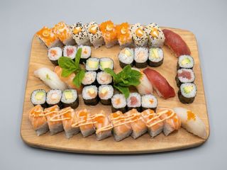 L8.Sushi Mixto (70 Pzs.)
