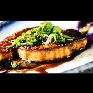 53.Toaguro al teriyaki (teppanyaki de foie-grass)