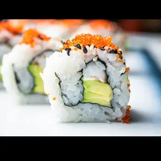 45. - Califonia maki (rollito de califonia 8 piezas)