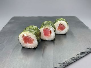 38.Hosomaki De Atún (6 Pzs.)