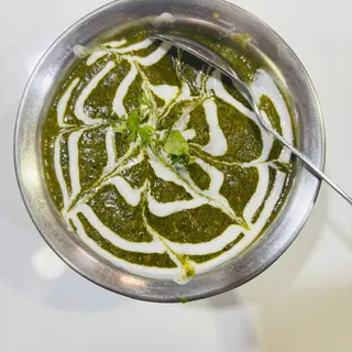 Saag De Pollo