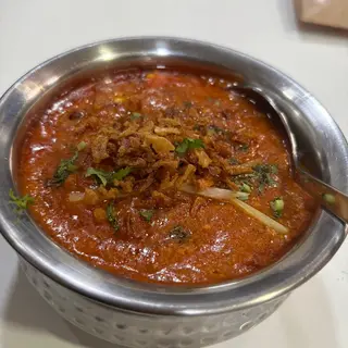 Pollo Rogan Josh