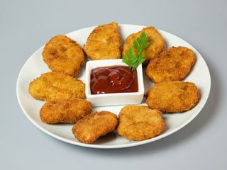 Nuggets pollo 8 uds con acompañante