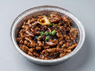 79. Ternera Con Salsa De Pimienta Negra