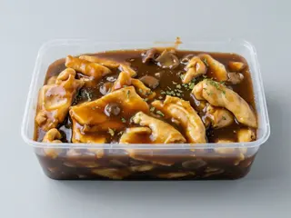 98. Pollo Con Champiñones