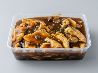 98. Pollo Con Champiñones