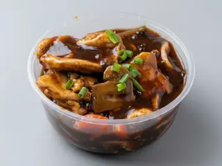 1001. Pollo con judía negra SIN VERDURAS
