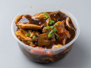 1001. Pollo con judía negra SIN VERDURAS