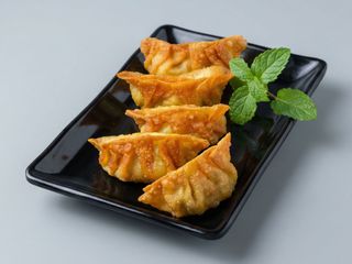 Gyoza vegetal 8uds fritos